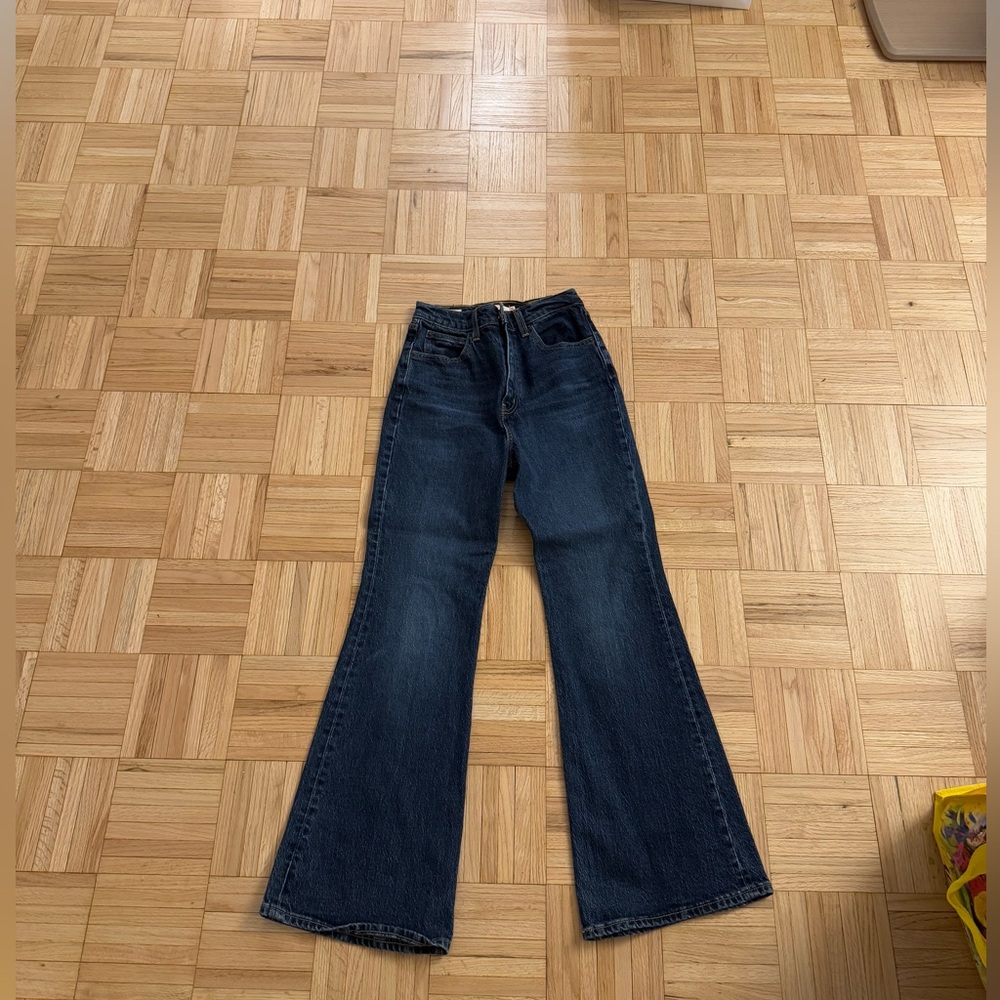 Levi’s high rise denim